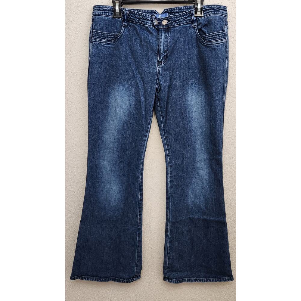 Lilu Blue Lightwashed Boot Cut Embroidered Flat Front Jeans 15R Juniors Stretch